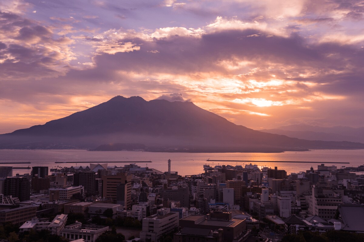鹿児島 ー 大阪(関西)