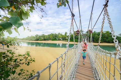 少し足をのばして、セントーサ島へ！